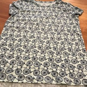 Old navy bicycle shirt